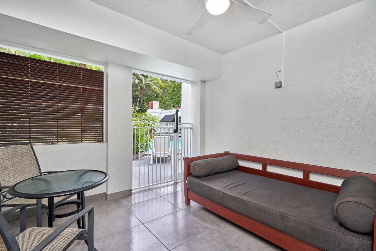 Alassio Apartments With Direct Pool Access פאלם קוב חדר תמונה