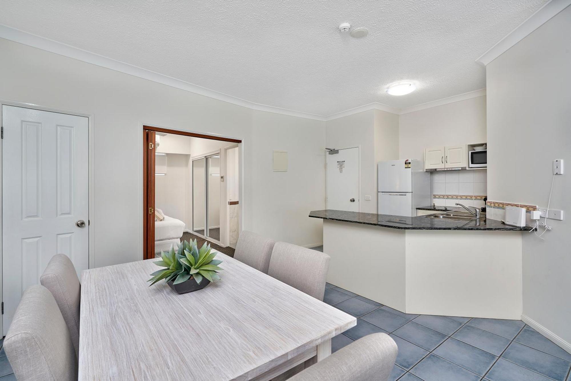 Alassio Apartments With Direct Pool Access פאלם קוב חדר תמונה
